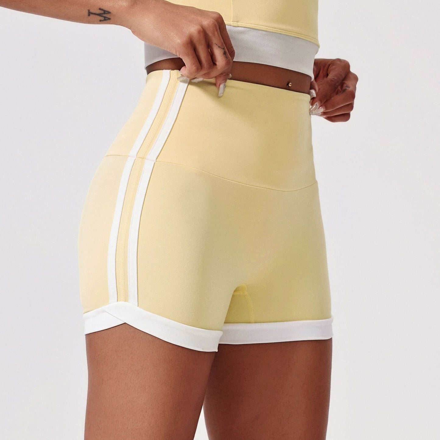 High Waist Yoga Shorts Skinny Hip Raise Shorts